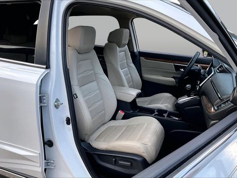 Certified 2019 Honda CR-V Touring image 9