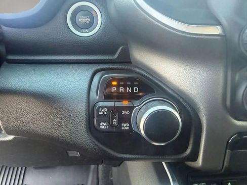 Used 2019 RAM 1500 Big Horn AWD/4WD image 23