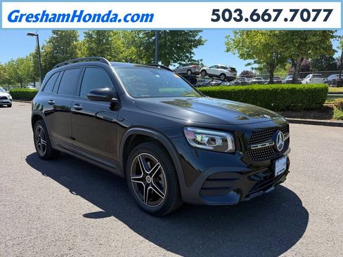 Used 2023 Mercedes-Benz GLB 250 4MATIC image 1