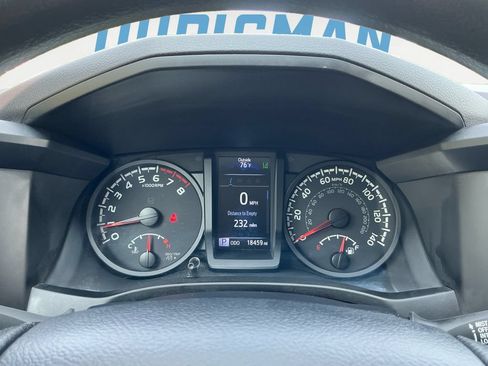 Used 2023 Toyota Tacoma SR AWD/4WD image 23