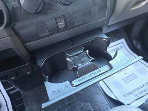 Used 2012 Toyota Tundra 4x4 Double Cab w/ Tow Pkg image 29