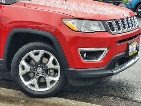 Used 2019 Jeep Compass Limited w/ Advanced Safety Group AWD/4WD image 9