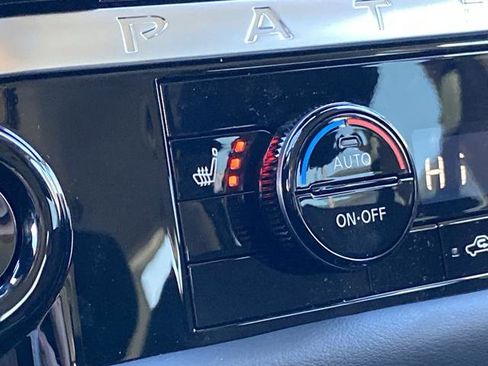 New 2026 Nissan Pathfinder SV image 7