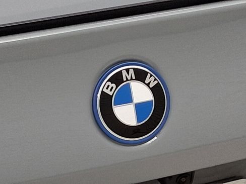 New 2026 BMW i5 eDrive40 w/ M Sport Package RWD image 21