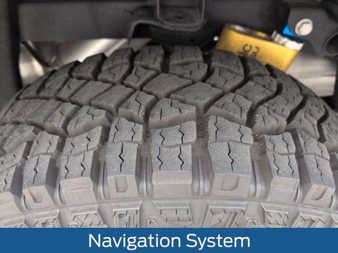 Used 2025 Chevrolet Colorado ZR2 w/ Technology Package image 22