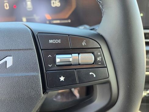 New 2026 Kia Sportage LX image 17