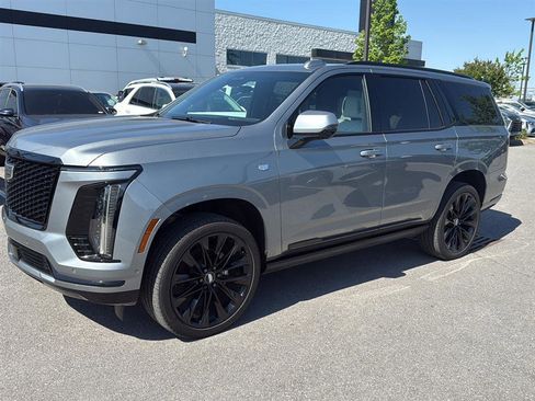 Used 2026 Cadillac Escalade Platinum Sport image 7