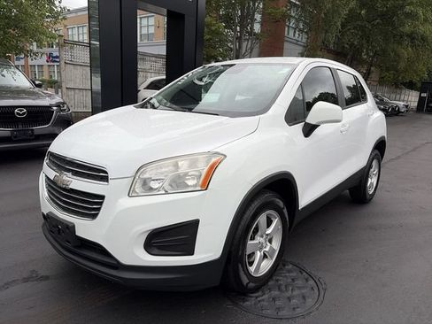 Used 2016 Chevrolet Trax LS AWD/4WD image 1