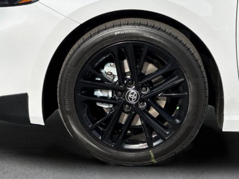 New 2026 Toyota Camry SE FWD image 31