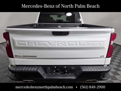 Used 2022 Chevrolet Silverado 1500 LT Trail Boss image 5
