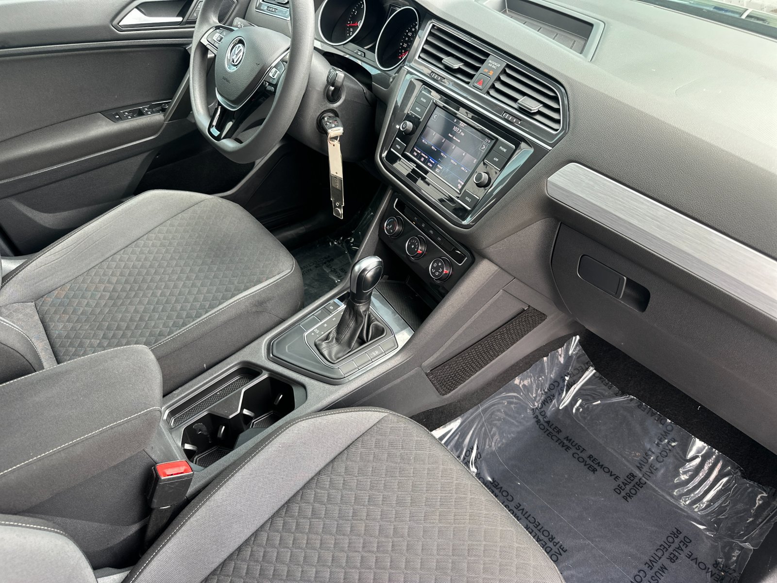 Used 2021 Volkswagen Tiguan S FWD image 18