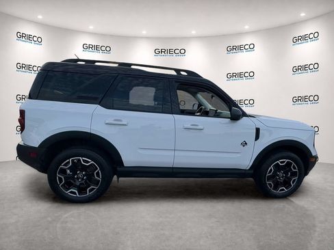 Certified 2025 Ford Bronco Sport Outer Banks AWD/4WD image 8
