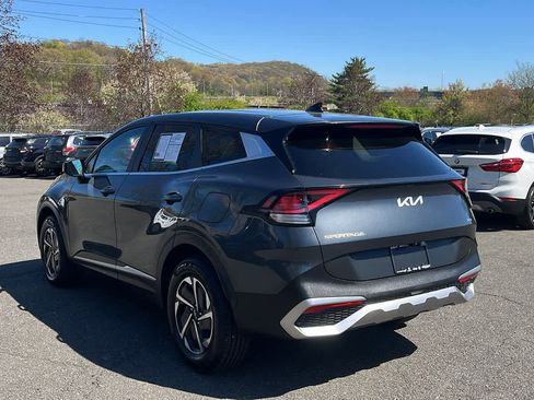 Used 2023 Kia Sportage LX AWD/4WD image 4