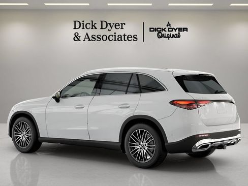 Used 2026 Mercedes-Benz GLC 300 image 19