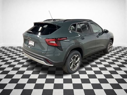 New 2026 Chevrolet Trax LT w/ Driver Confidence Package image 8