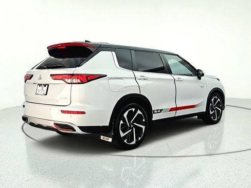 Used 2023 Mitsubishi Outlander Ralliart AWD/4WD image 7