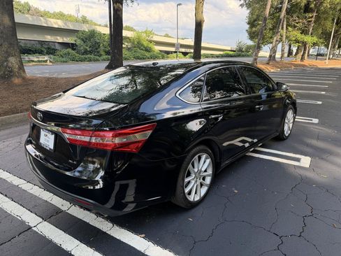 Used 2013 Toyota Avalon XLE Touring FWD image 5