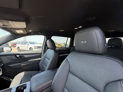 New 2026 Buick Enclave Sport Touring image 15