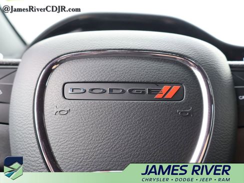 Used 2025 Dodge Durango GT AWD/4WD image 28