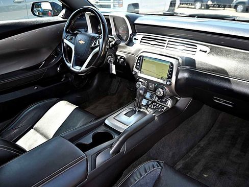 Used 2015 Chevrolet Camaro LT w/ RS Package RWD image 8