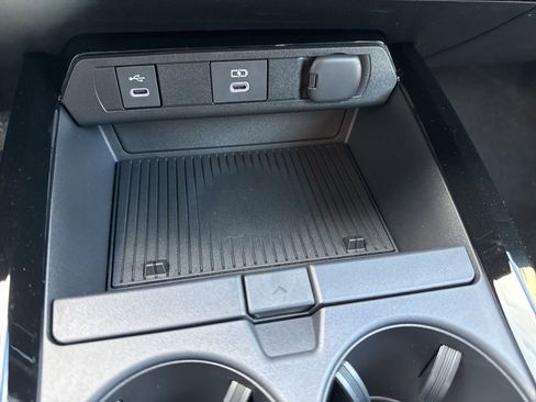 New 2026 Toyota Prius Plug-In Hybrid image 31