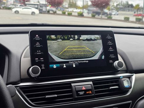 Used 2022 Honda Accord Hybrid image 22