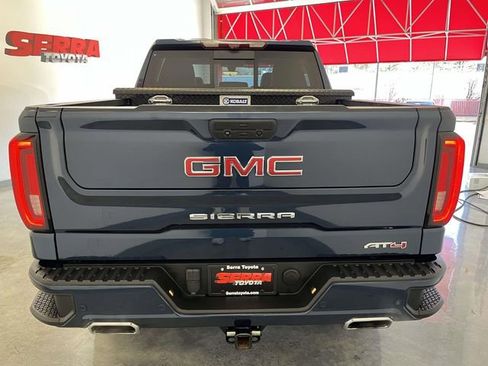 Used 2020 GMC Sierra 1500 AT4 w/ AT4 Premium Package image 6