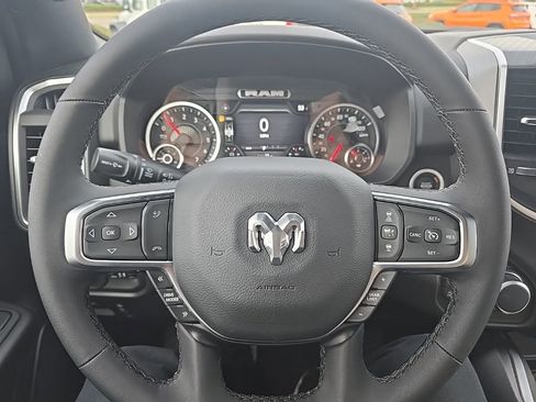 New 2026 RAM 1500 Big Horn AWD/4WD image 13