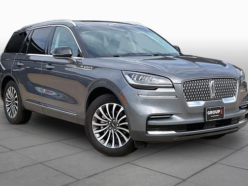 Used 2024 Lincoln Aviator Reserve AWD/4WD image 7