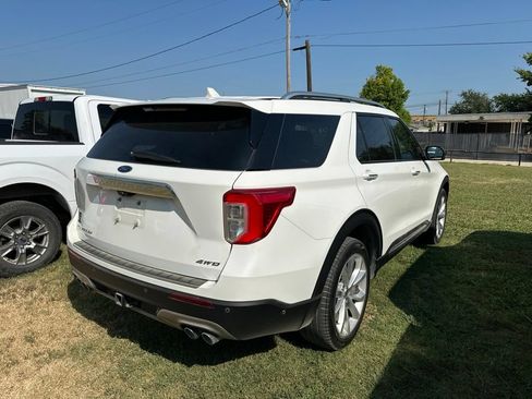 Used 2022 Ford Explorer Platinum w/ Equipment Group 601A AWD/4WD image 6