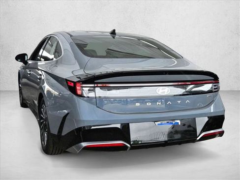 Used 2025 Hyundai Sonata SEL FWD image 9