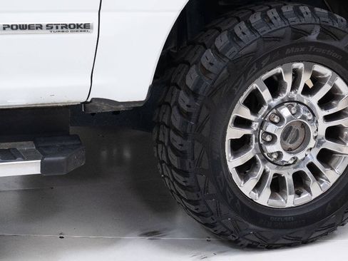 Used 2022 Ford F250 XLT w/ XLT Premium Package AWD/4WD image 62