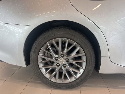 Used 2018 Lexus ES 350 w/ Premier Package FWD image 12