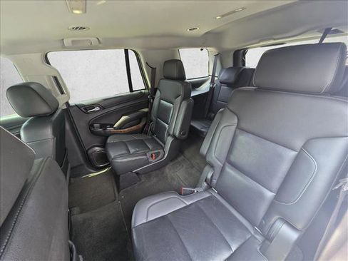 Used 2018 Chevrolet Tahoe Premier AWD/4WD image 15
