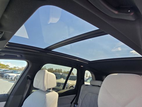 New 2026 BMW X5 xDrive40i w/ M Sport Package image 29