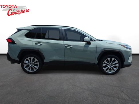 Used 2023 Toyota RAV4 XLE Premium FWD image 4