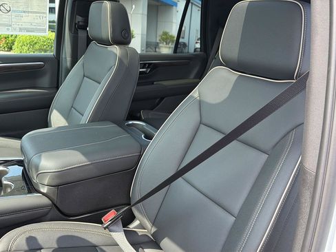New 2026 Chevrolet Tahoe Premier w/ Sun And Tow Package AWD/4WD image 32