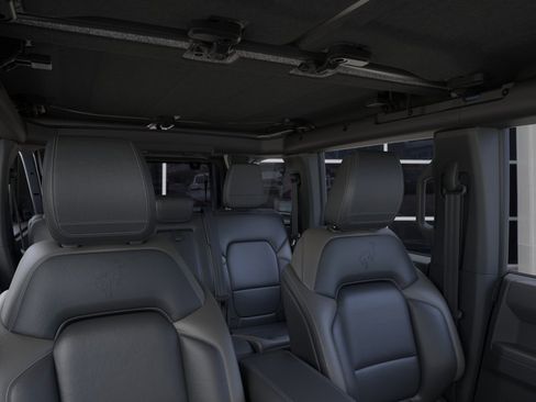 New 2025 Ford Bronco Outer Banks AWD/4WD image 12