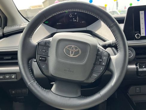 Used 2023 Toyota Prius XLE AWD/4WD image 19