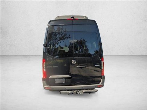 New 2025 Mercedes-Benz Sprinter 2500 image 7