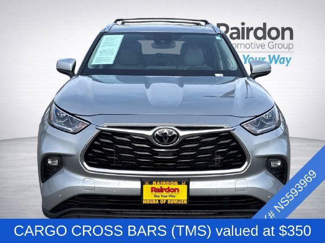 Used 2022 Toyota Highlander Limited AWD/4WD image 2