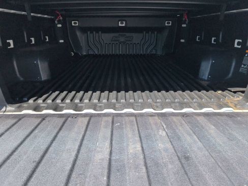 Used 2025 Chevrolet Silverado 1500 W/T w/ WT Value Package RWD image 31