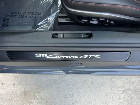Certified 2025 Porsche 911 Carrera GTS RWD image 21