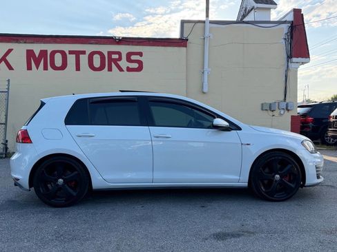 Used 2015 Volkswagen GTI SE w/ Lighting Package (SEL) FWD image 9