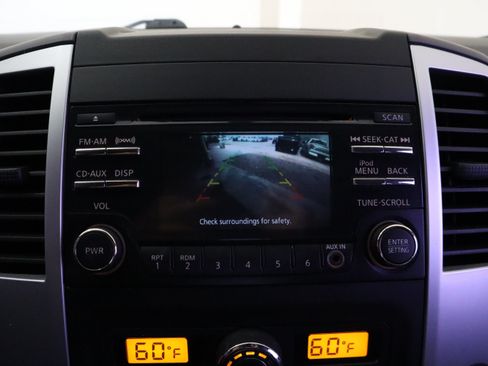 Used 2014 Nissan Frontier SV w/ SV Value Truck Package AWD/4WD image 32