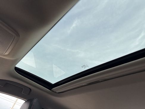 New 2026 Nissan Sentra SR w/ SR Premium Package image 19