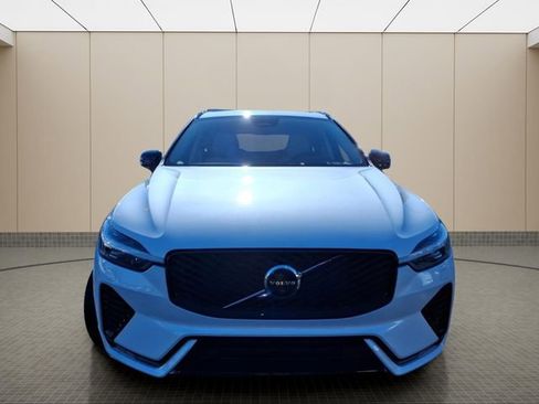 New 2026 Volvo XC60 B5 Ultra w/ Protection Package Premier AWD/4WD image 4