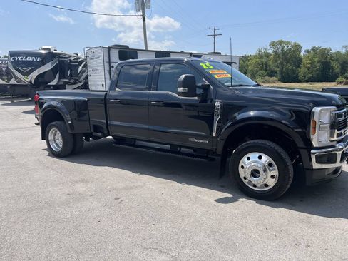 Used 2025 Ford F450 XLT w/ 360-Degree Camera Package AWD/4WD image 3