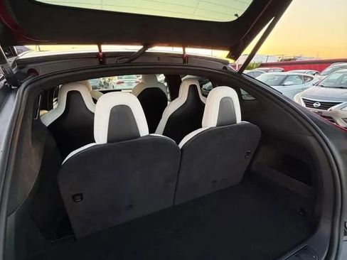 Used 2025 Tesla Model X AWD/4WD image 6