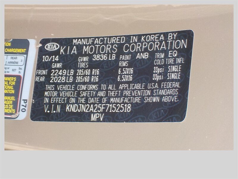 Used 2015 Kia Soul FWD image 17